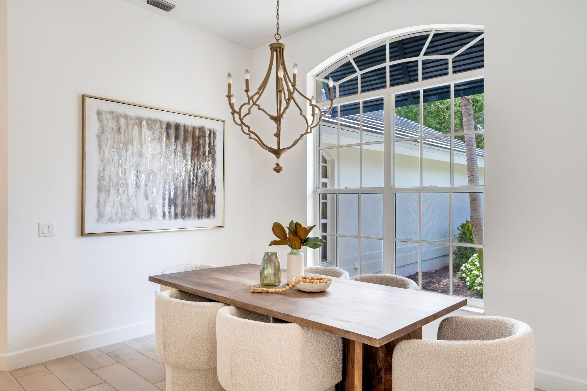 Interior real estate photo by NaplesArchMedia